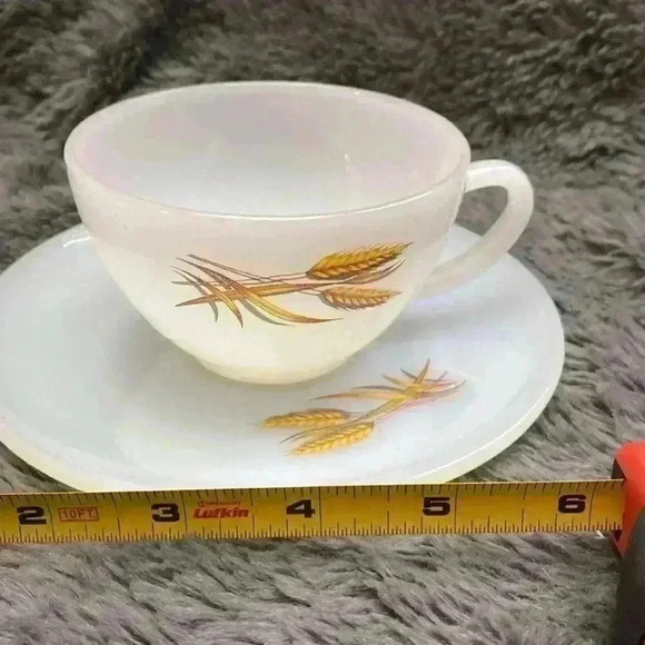 Fire King Golden Wheat Cup and Saucer and Lunch Plate - Picture 13 of 16